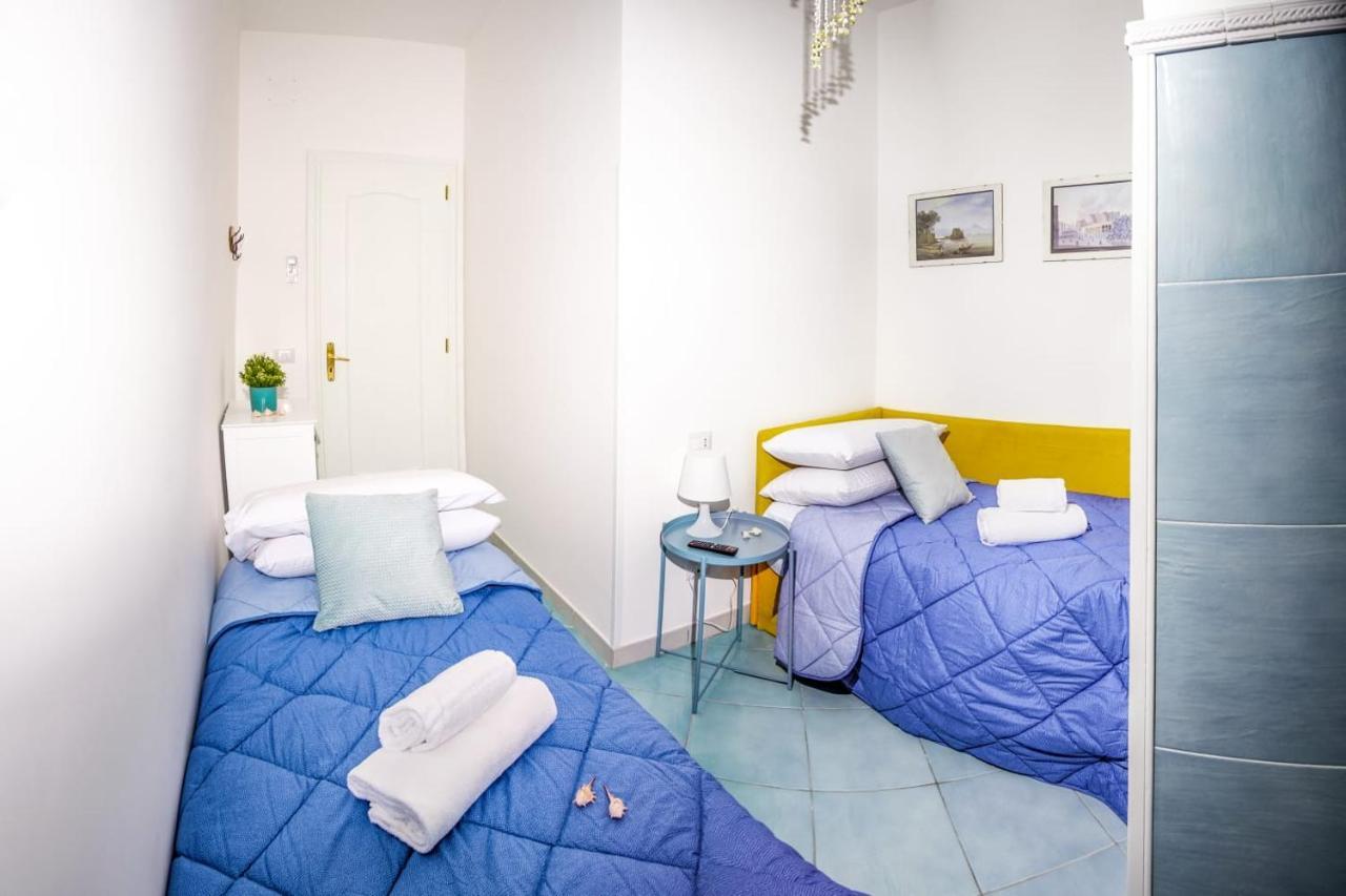 La Casetta Linda - New 2 Bedroom Apt In Sorrento With Seaview Terrace Εξωτερικό φωτογραφία
