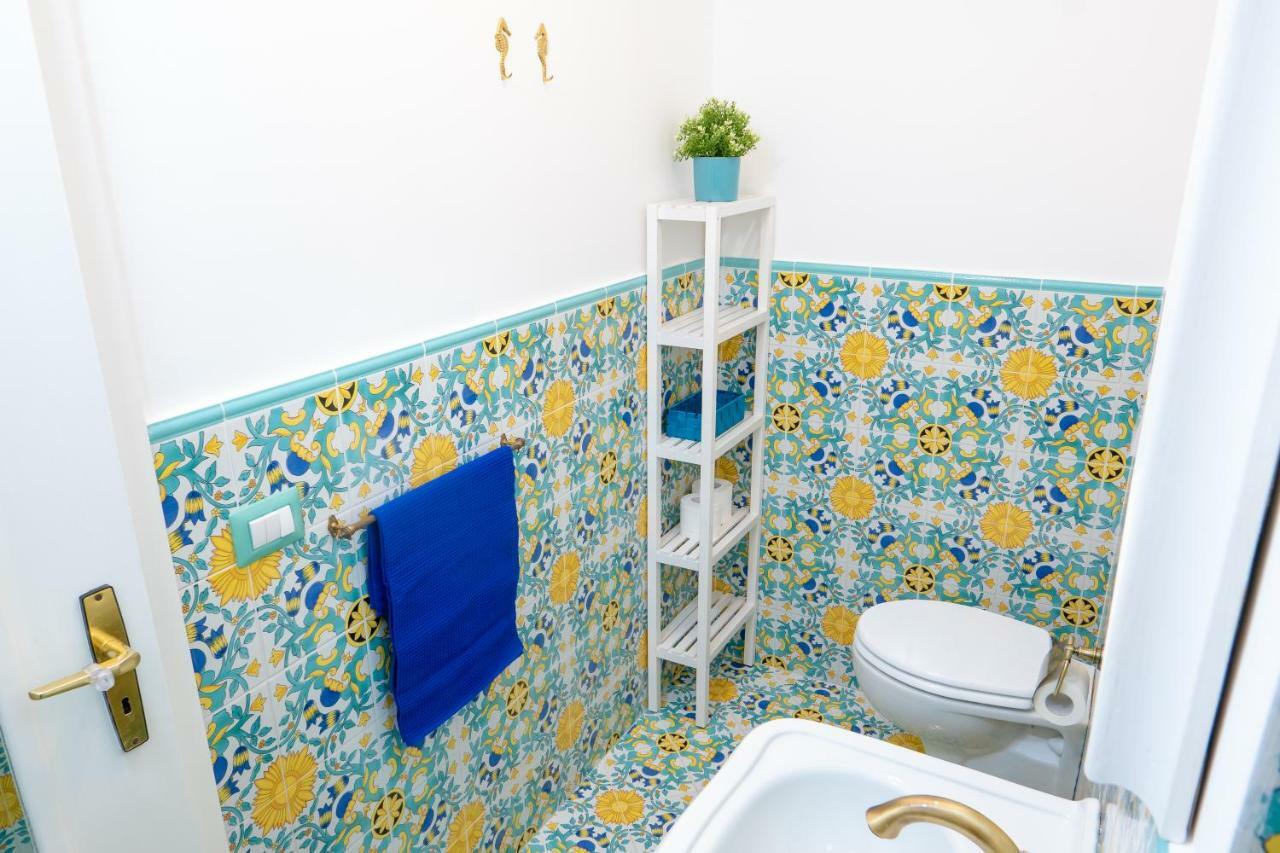 La Casetta Linda - New 2 Bedroom Apt In Sorrento With Seaview Terrace Εξωτερικό φωτογραφία
