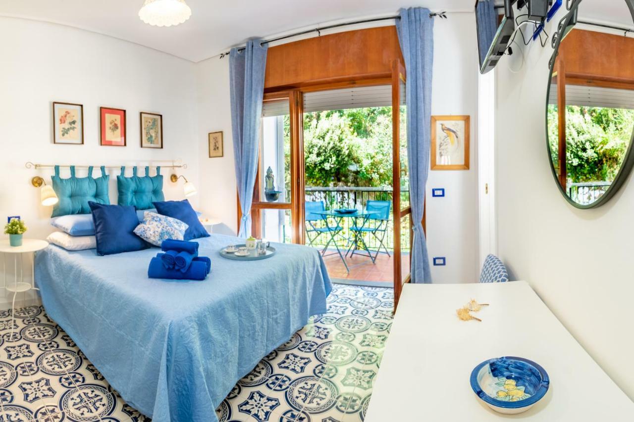 La Casetta Linda - New 2 Bedroom Apt In Sorrento With Seaview Terrace Εξωτερικό φωτογραφία